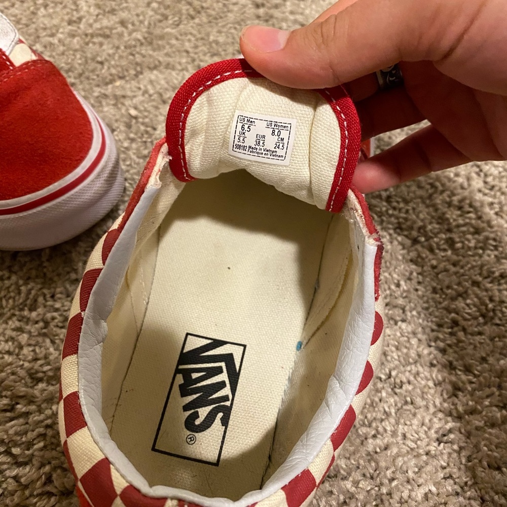 Vans - Picture 2 of 3